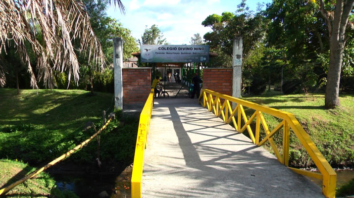 Colegio-Divino-Niño-715x400