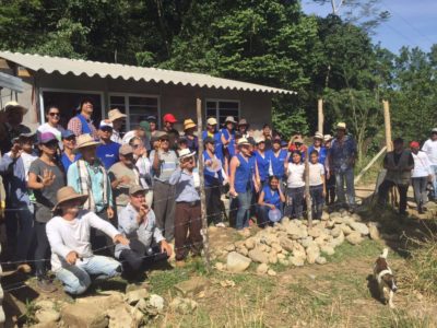 Casa propia para familia protectora, entrega Banco2 de Cornare