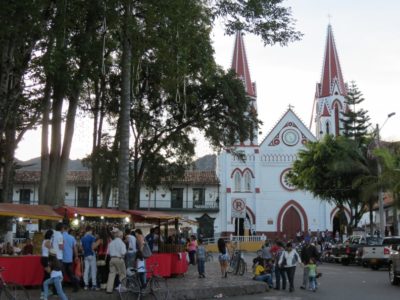 Feria Artesanal en La Ceja del Tambo