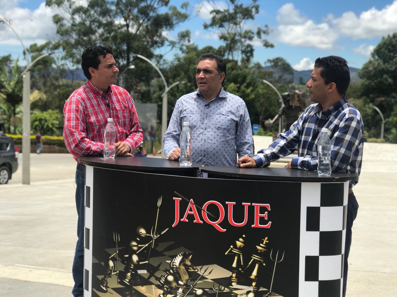 Jaque, invitado Cirilo Henao, alcalde municipio El Peñol